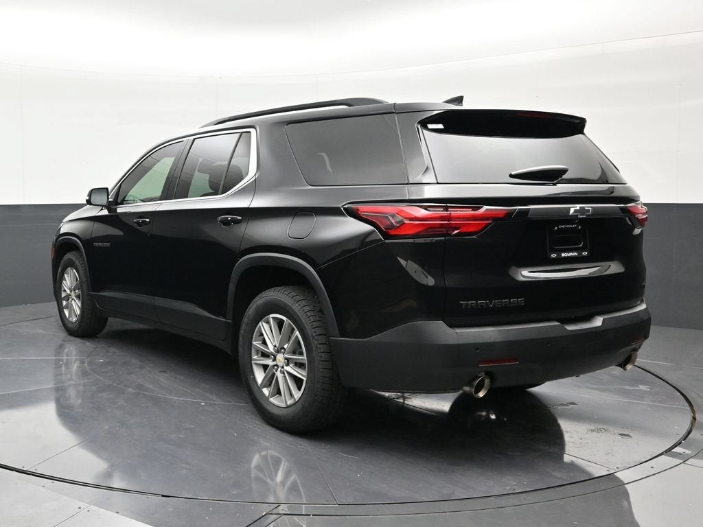 2022 Chevrolet Traverse LT Cloth