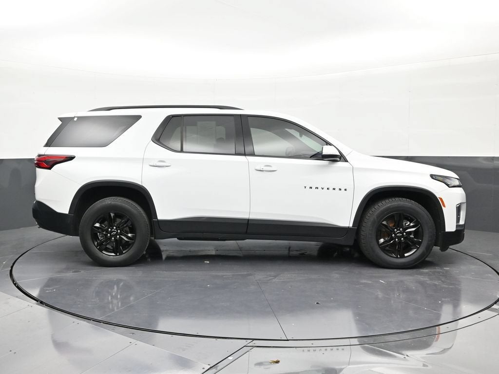 2024 Chevrolet Traverse Limited LT Cloth