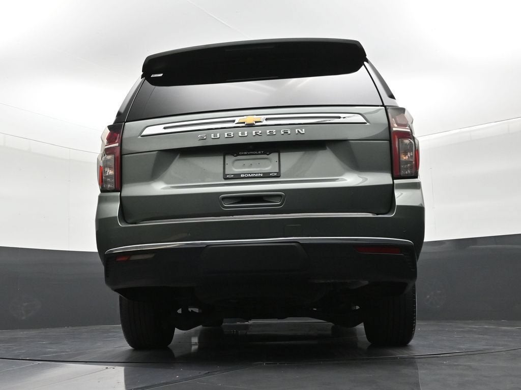 2023 Chevrolet Suburban LS