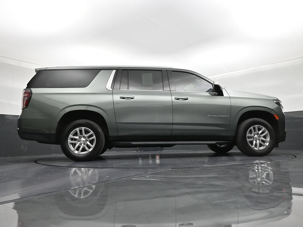 2023 Chevrolet Suburban LS