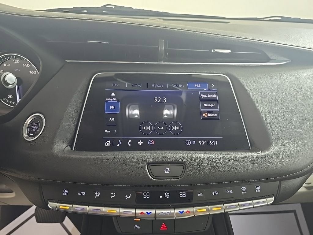 2023 Cadillac XT4 Luxury