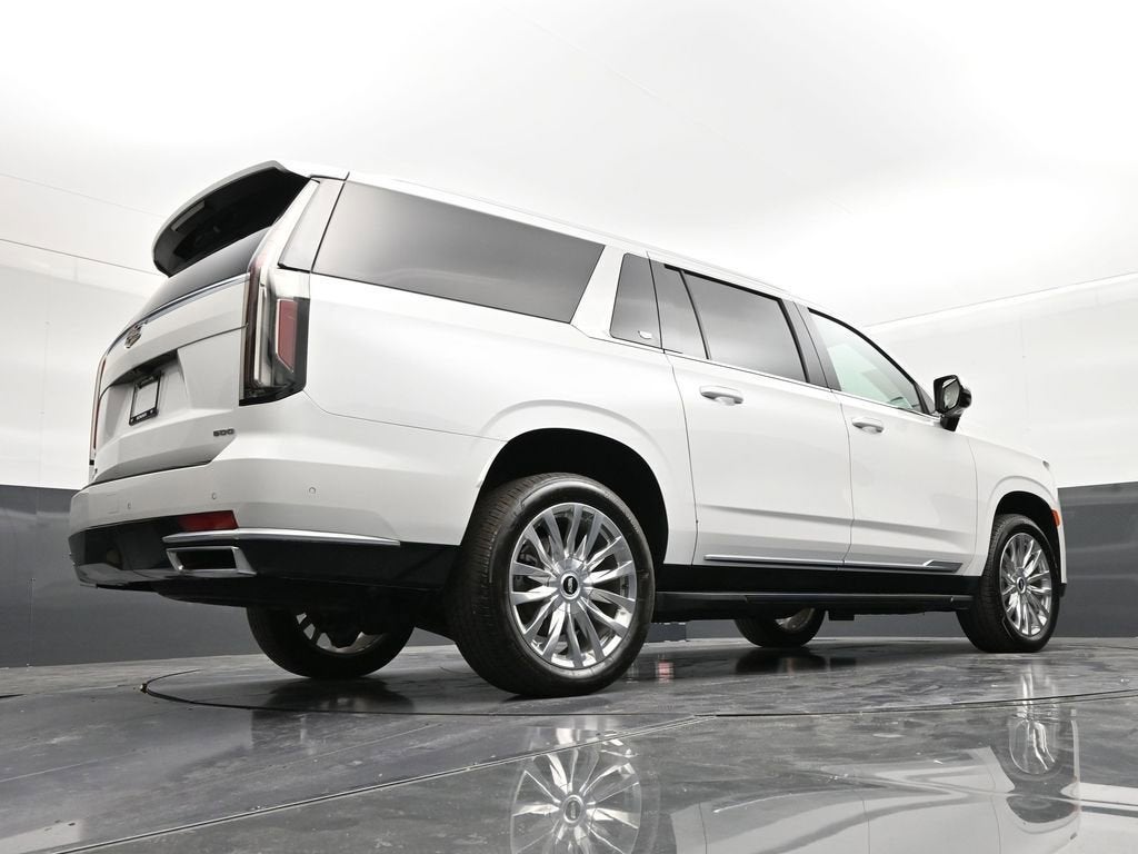 2023 Cadillac Escalade ESV Premium Luxury