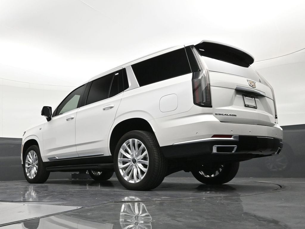 2025 Cadillac Escalade Luxury
