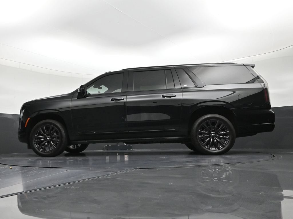 2025 Cadillac Escalade ESV Sport