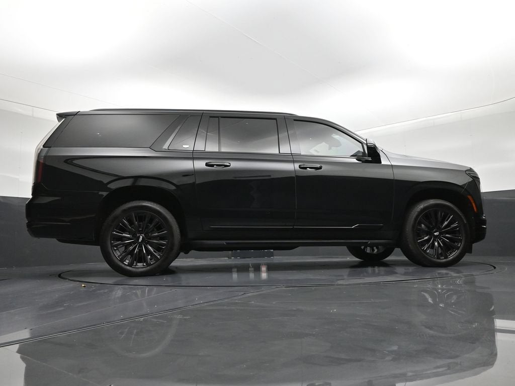 2025 Cadillac Escalade ESV Sport