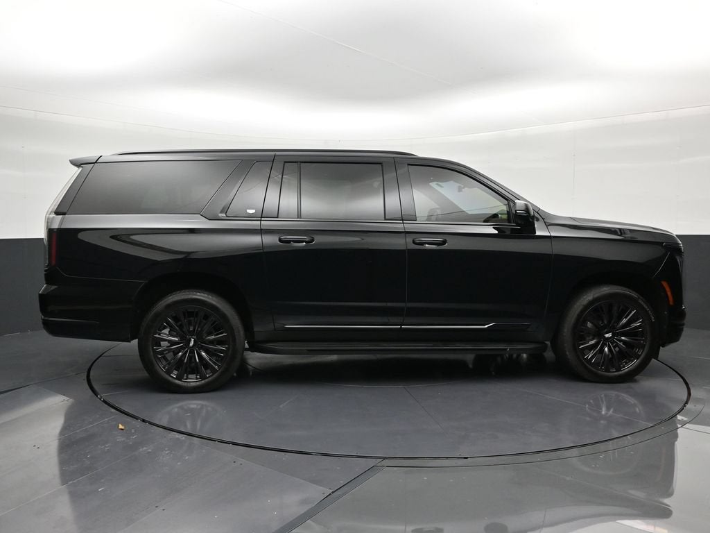 2025 Cadillac Escalade ESV Sport