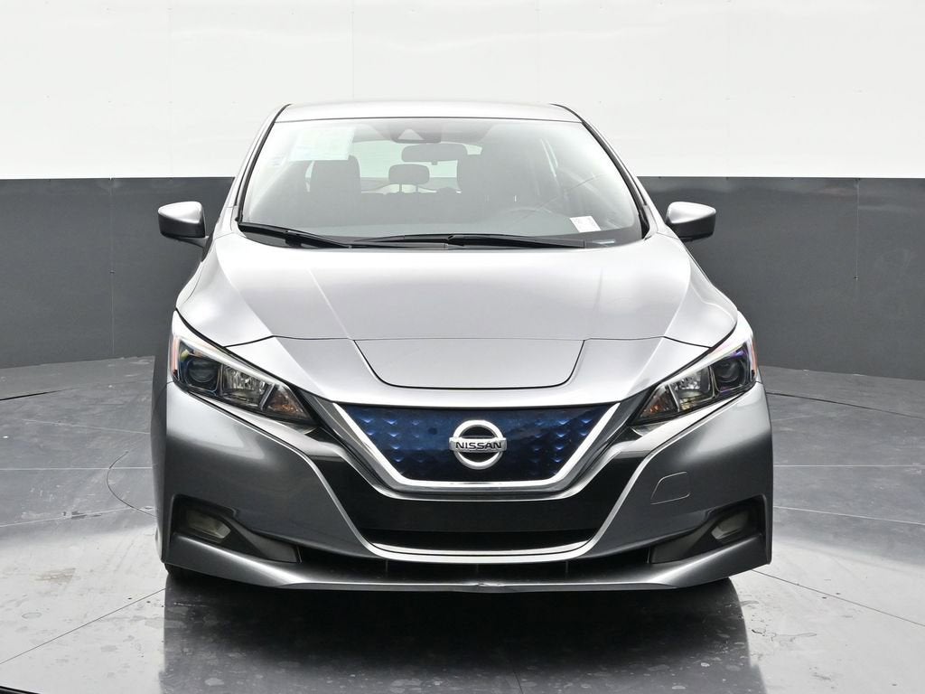 2022 Nissan LEAF SV