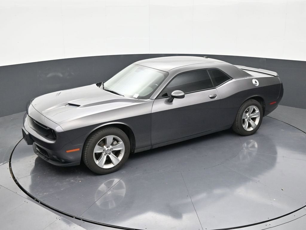 2021 Dodge Challenger SXT
