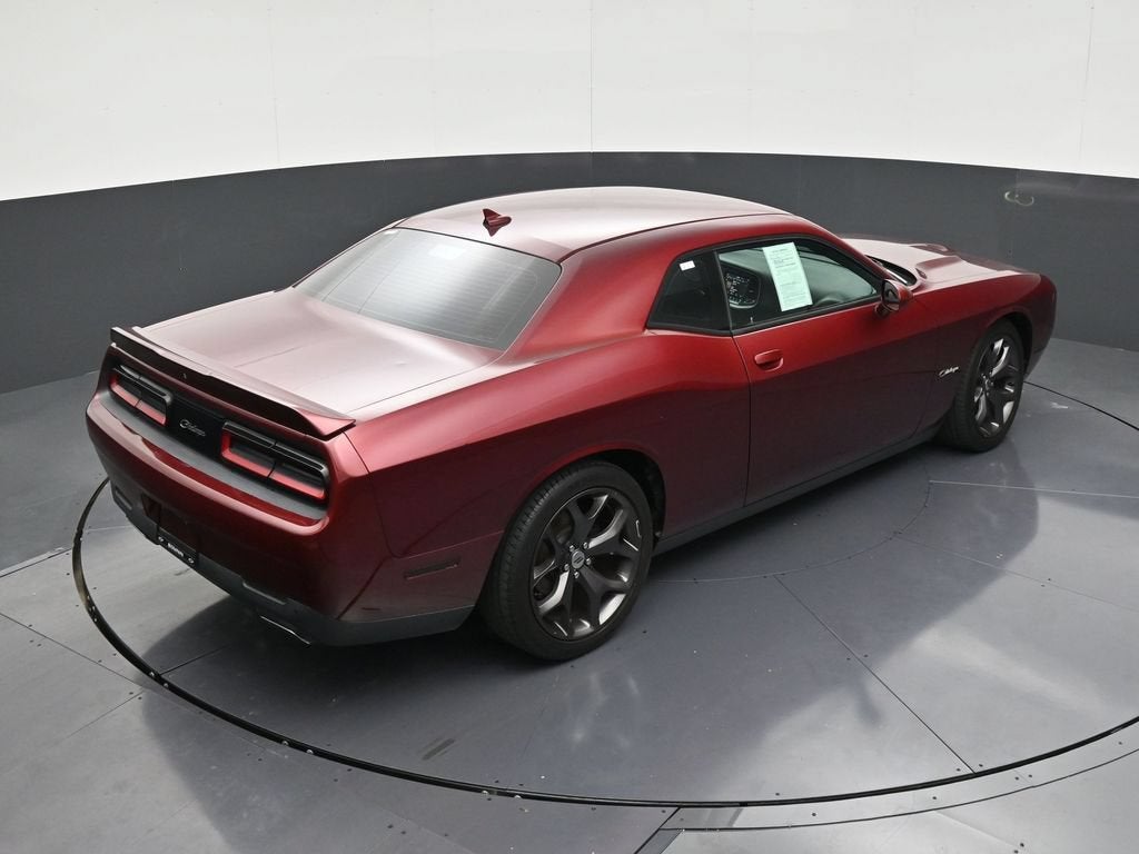 2018 Dodge Challenger SXT Plus