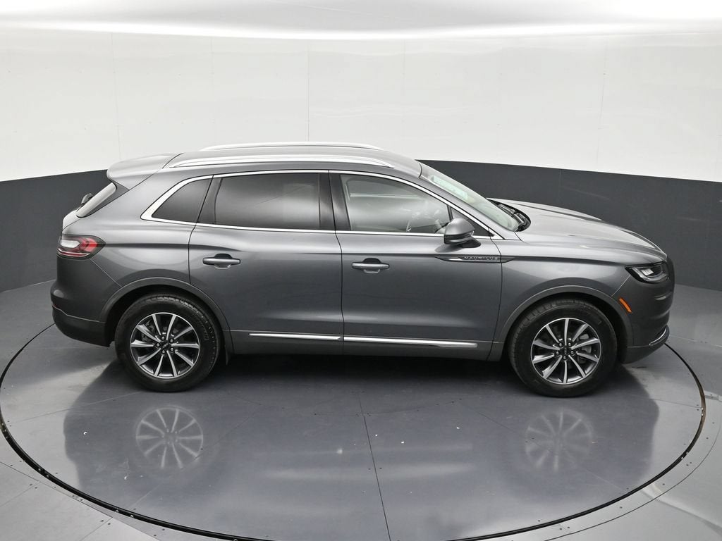 2022 Lincoln Nautilus Standard