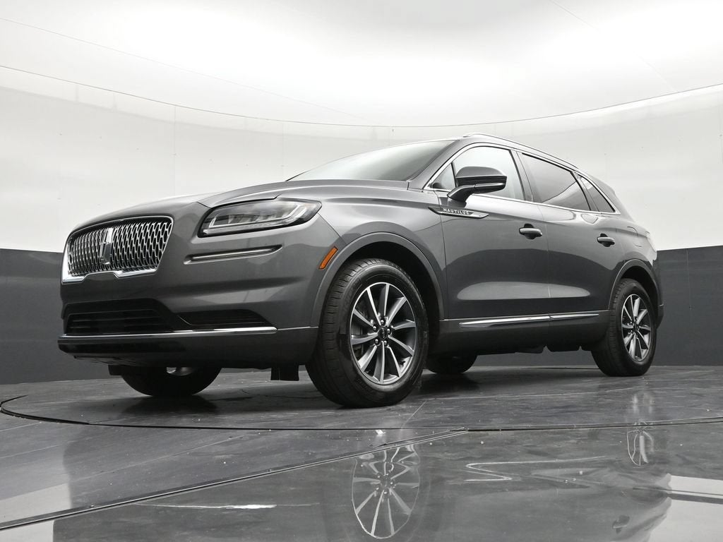 2022 Lincoln Nautilus Standard