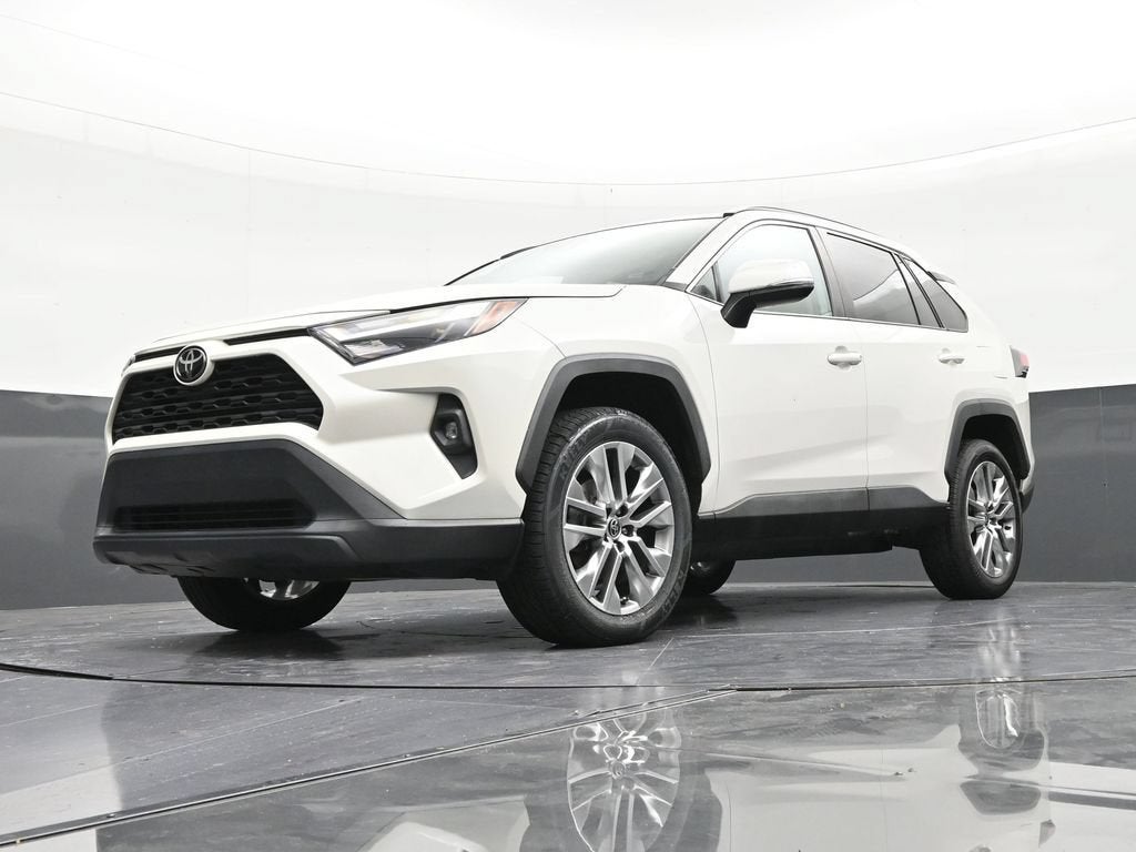 2022 Toyota RAV4 XLE Premium