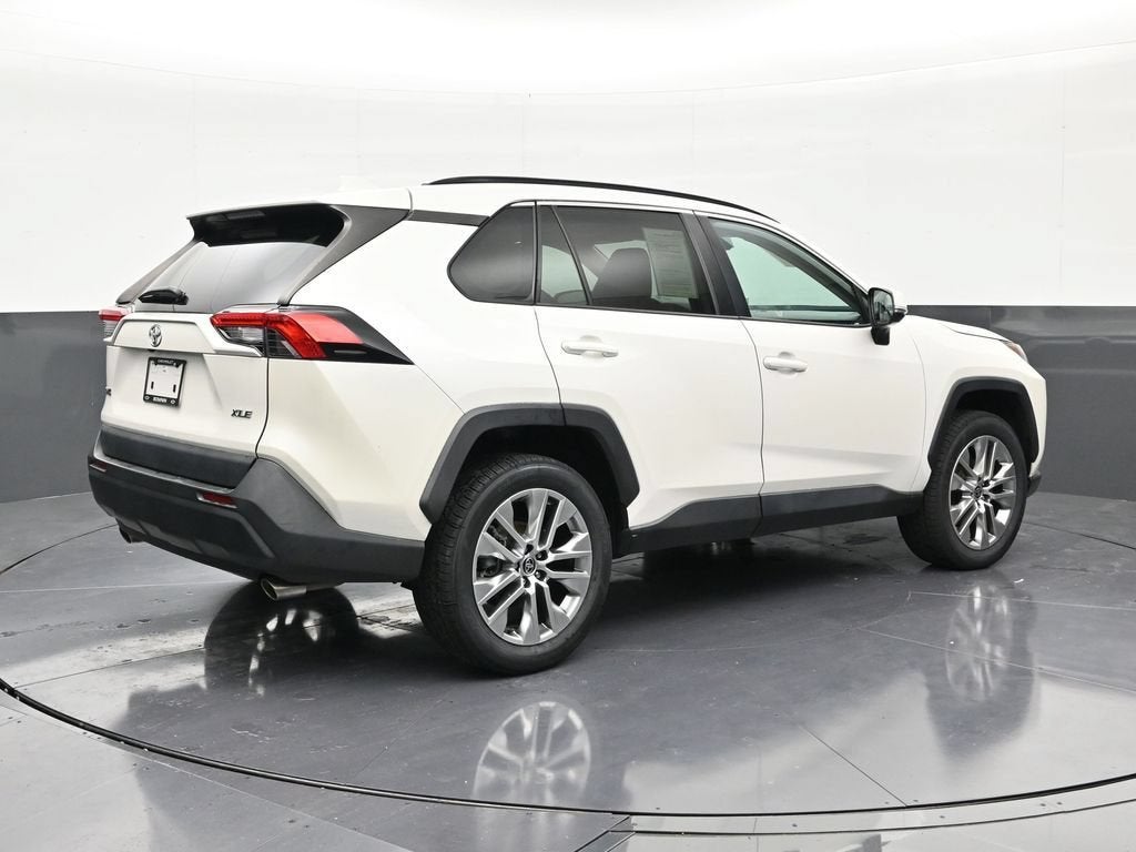 2022 Toyota RAV4 XLE Premium