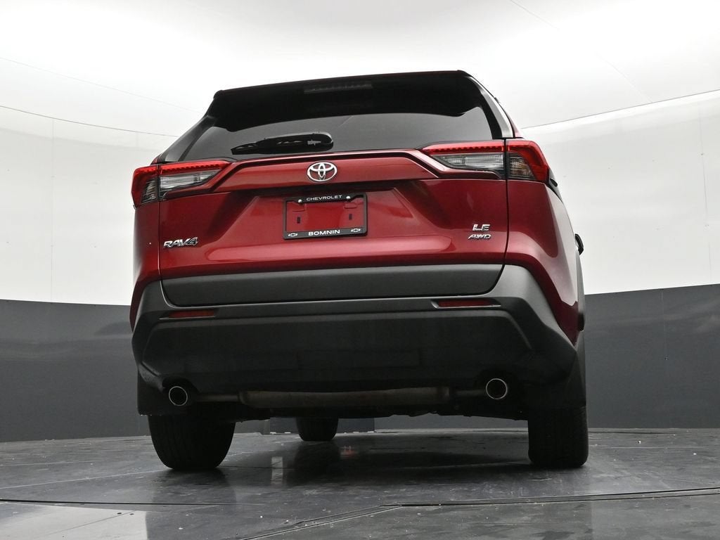 2021 Toyota RAV4 LE