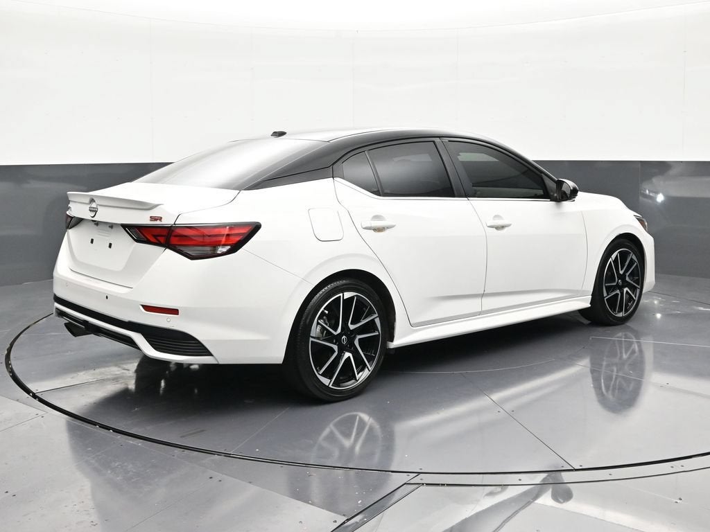 2024 Nissan Sentra SR Xtronic CVT