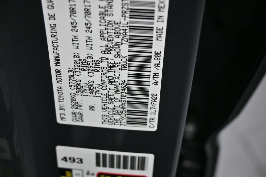 2025 Toyota Tacoma SR
