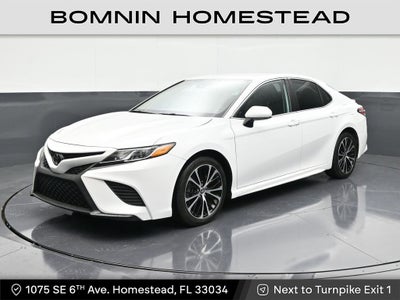 2020 Toyota Camry SE