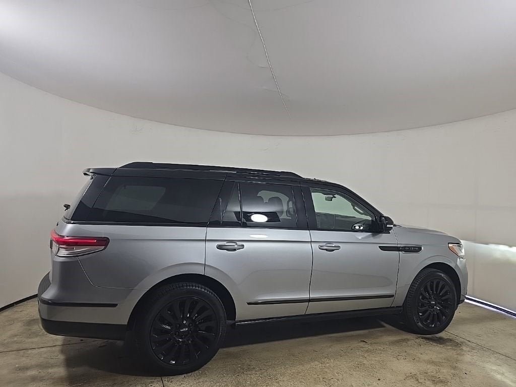 2023 Lincoln Navigator Black Label