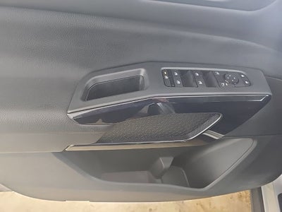 2025 Nissan Pathfinder S