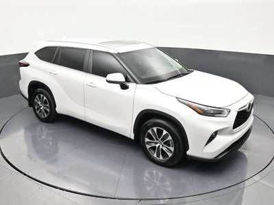 2025 Toyota Highlander XLE