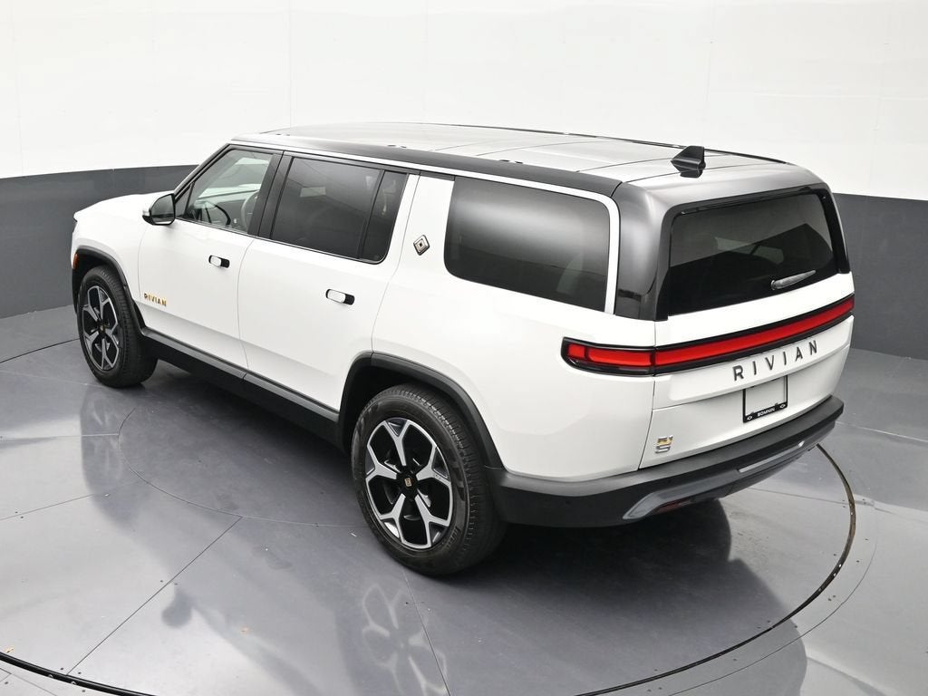 2024 RIVIAN R1S Adventure