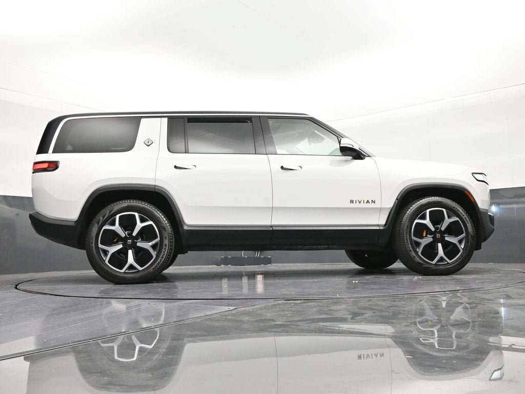 2024 RIVIAN R1S Adventure