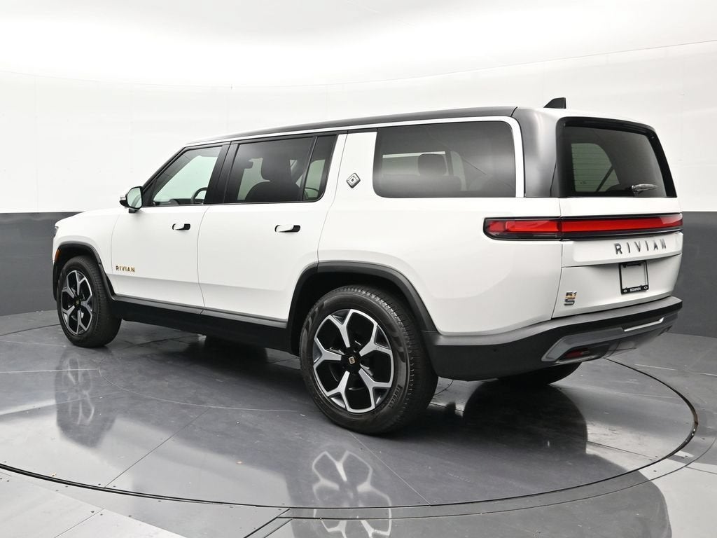 2024 RIVIAN R1S Adventure