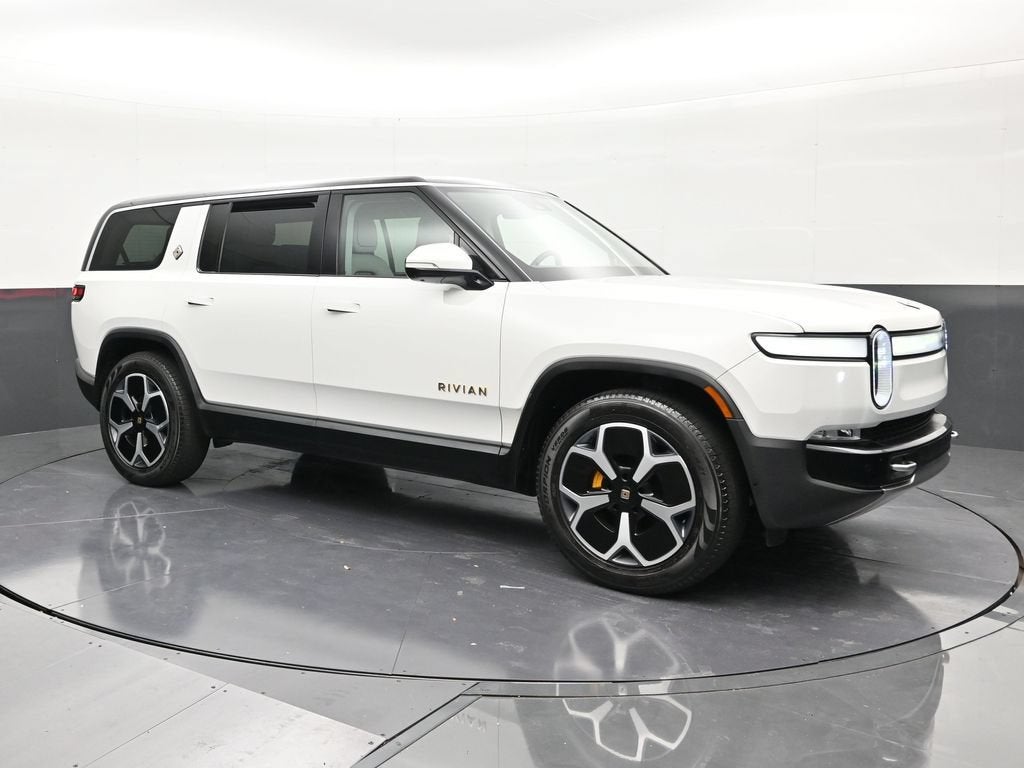 2024 RIVIAN R1S Adventure