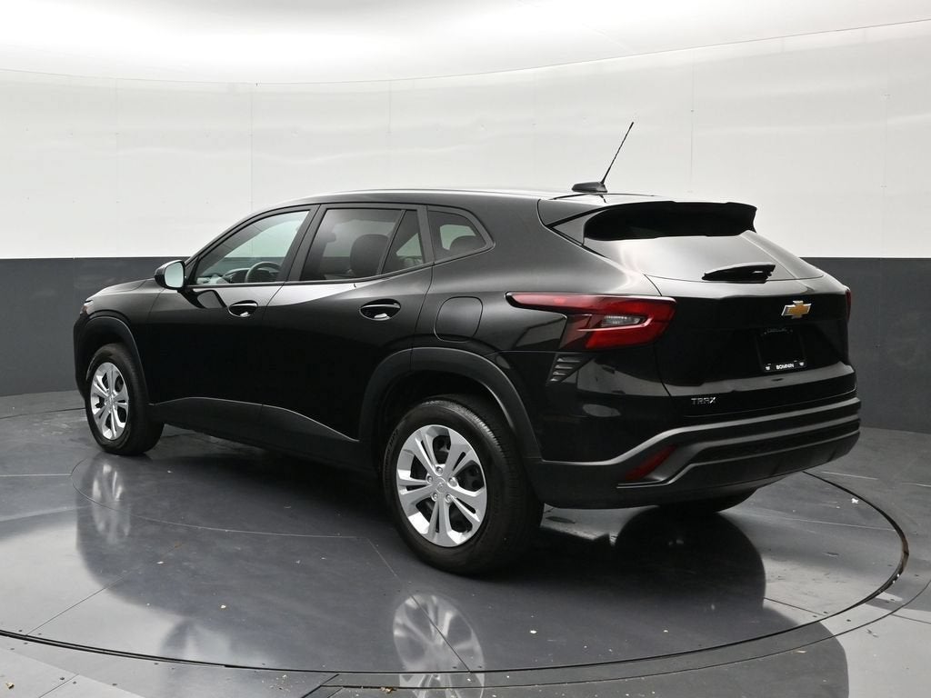 2025 Chevrolet Trax LS