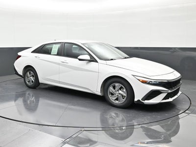 2024 Hyundai Elantra SE
