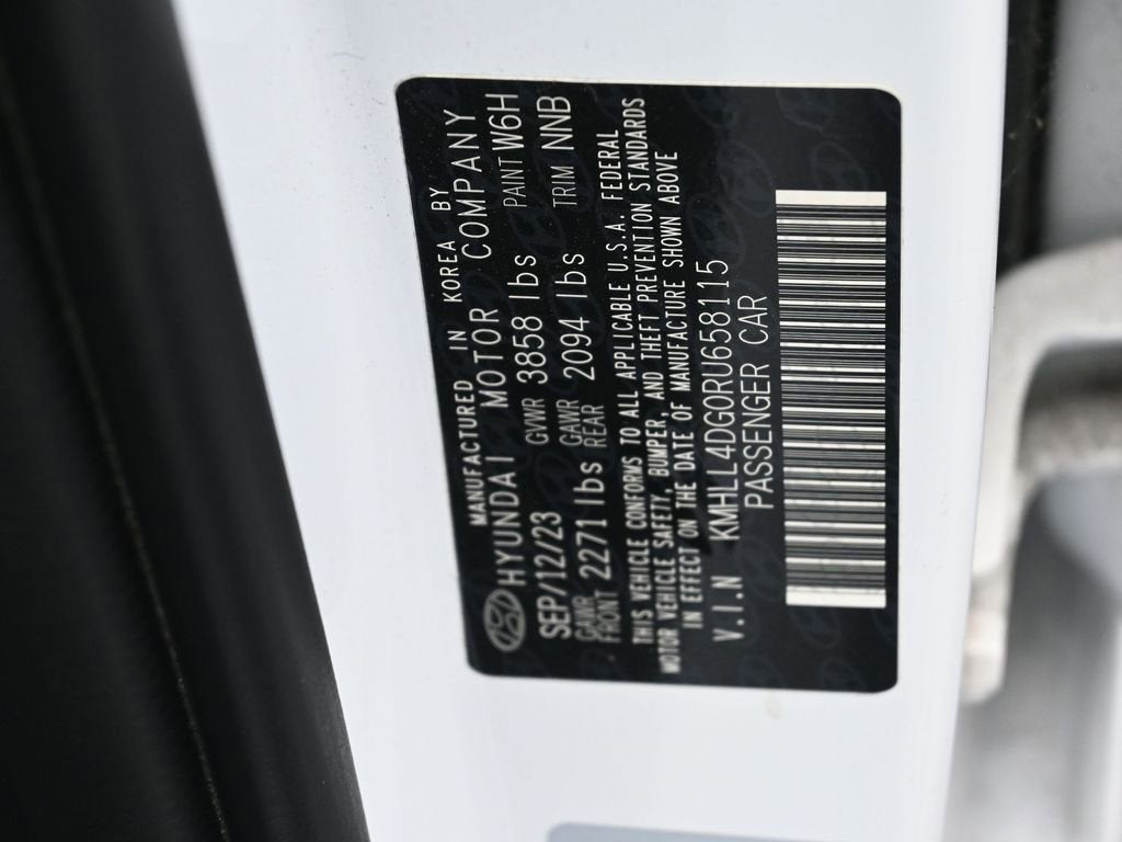 2024 Hyundai Elantra SE