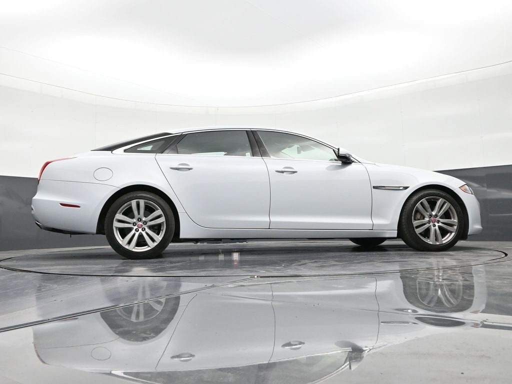 2016 Jaguar XJ XJL Portfolio