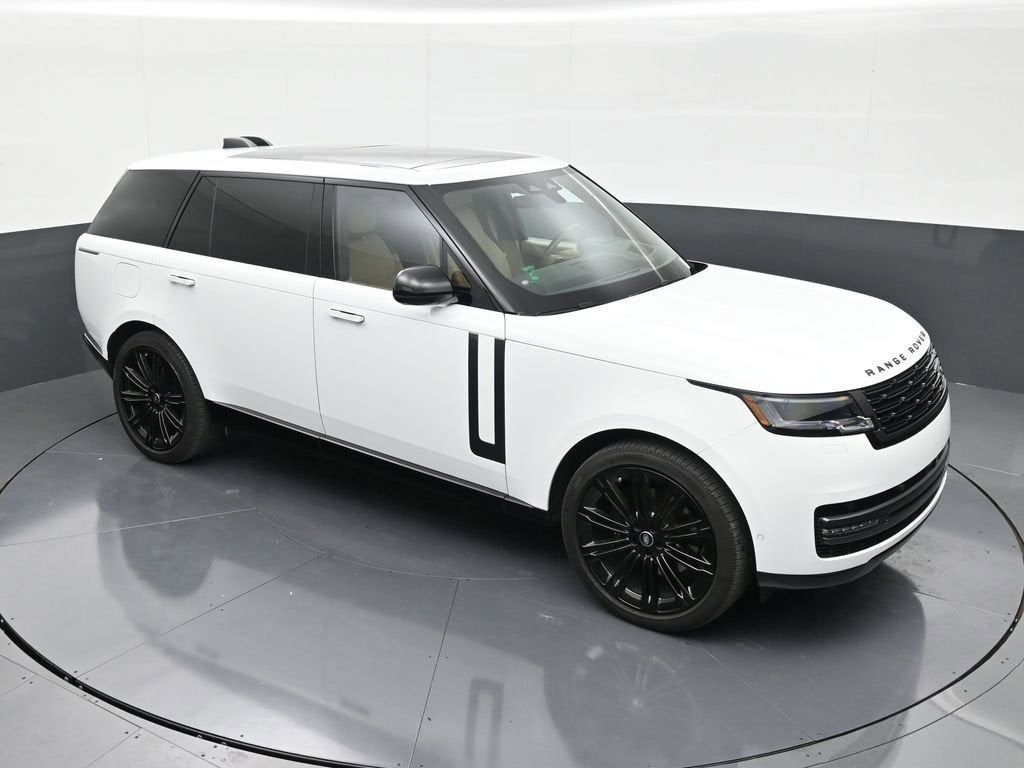 2025 Land Rover Range Rover SE