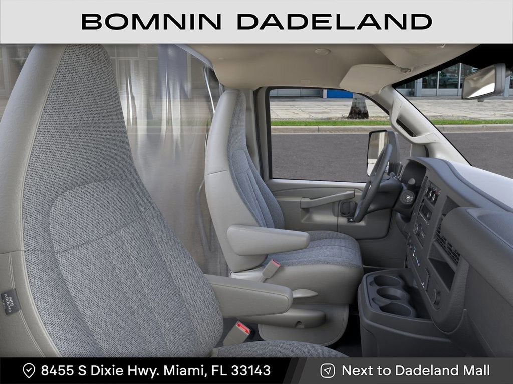 2025 Chevrolet Express Cutaway 3500 1WT