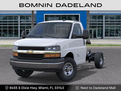 2025 Chevrolet Express Cutaway 3500 1WT