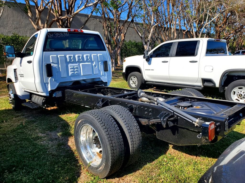 2024 Chevrolet Silverado 4500 HD Work Truck