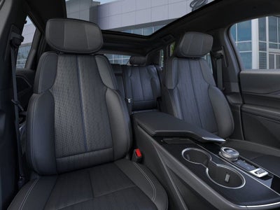 2025 Cadillac LYRIQ Luxury 1