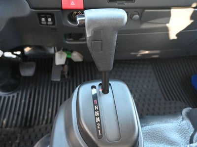 2025 Chevrolet Low Cab Forward 4500 Base