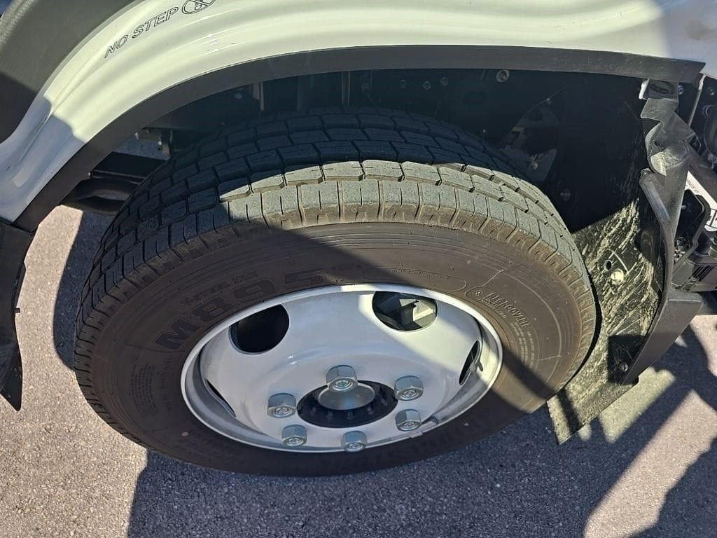 2025 Chevrolet Low Cab Forward 4500 XD Base