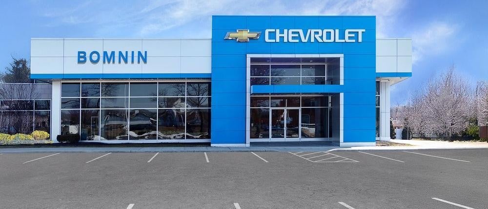 dealership exterior Bomnin Chevrolet Buick GMC in Nanuet NY